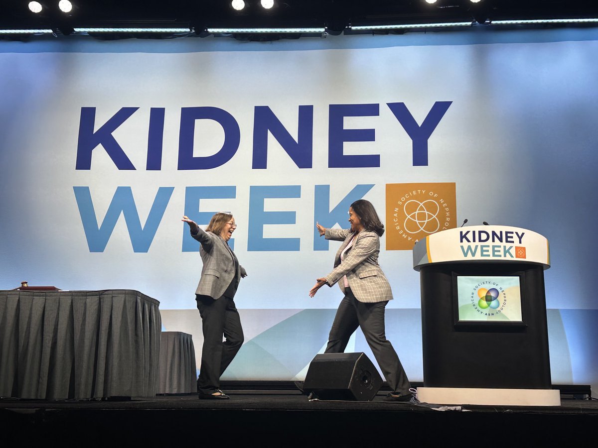 SusanQuaggin's tweet photo. #KidneyWk business meeting 2024: a joyful ☮️ transfer of power &amp; recognition of the amazing Dr Patrick Nachman &amp; ⁦@MichelleJTx⁩!! @DrDeidraCrews &amp; ⁦@proychaudhuryMD⁩ continuing on as immediate past president &amp; prez!! the future of ⁦@ASNKidney⁩ is 💫 ⭐️ https://t.co/Abzga62RHR