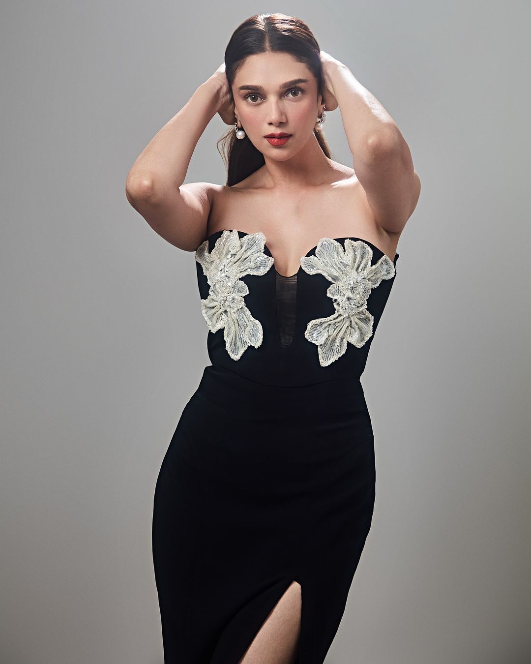 Ga8dOpbbAAEd718?format=jpg&name=large