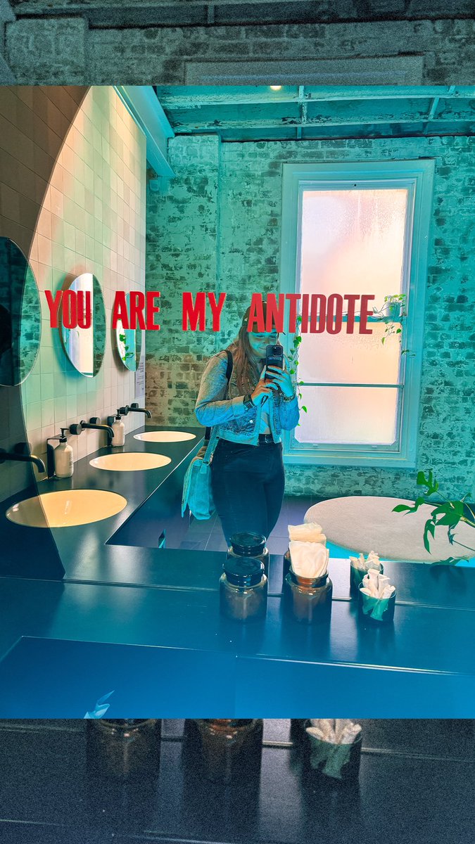 yahsrose's tweet photo. @findingfletcher @charleysux @alexpapiccio @umusicAU #ISOTATourSydney https://t.co/sHOZQj3Fsh