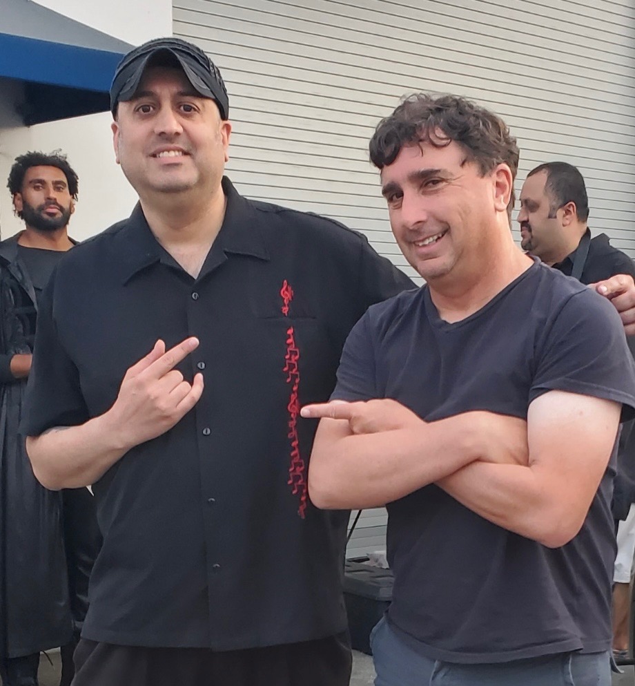 smahal1's tweet photo. With Anthony C. Ferrante who directed the Sharknado movies visiting us on the Alien Horde Movie set. #goodtimes #Hollywood #AlienHorde https://t.co/Q7QSUmoA6B