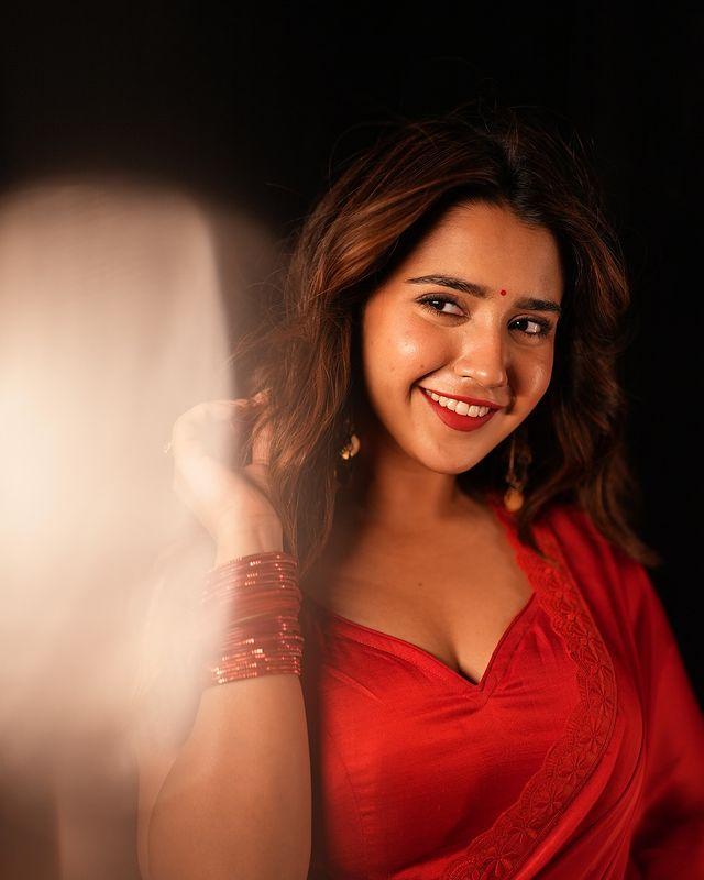 Ga8hP9zaQAAUdDH?format=jpg&name=900x900