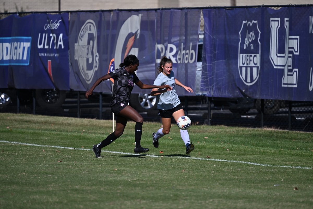 UEAthletics's tweet photo. 𝓐 𝓦𝓲𝓷 𝓲𝓷 𝓽𝓱𝓮 𝓢𝓮𝓪𝓼𝓸𝓷 𝓕𝓲𝓷𝓪𝓵𝓮 ⚽️

Thank you to all the fans who came out to Arad McCutchan Stadium this season to cheer on @UEAthleticsWSOC!

🟣 #ForTheAces https://t.co/y5sSWDXIxJ