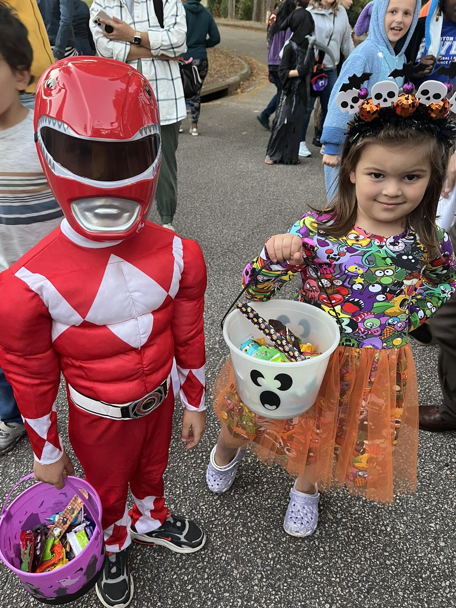 Farmington Woods tweet media