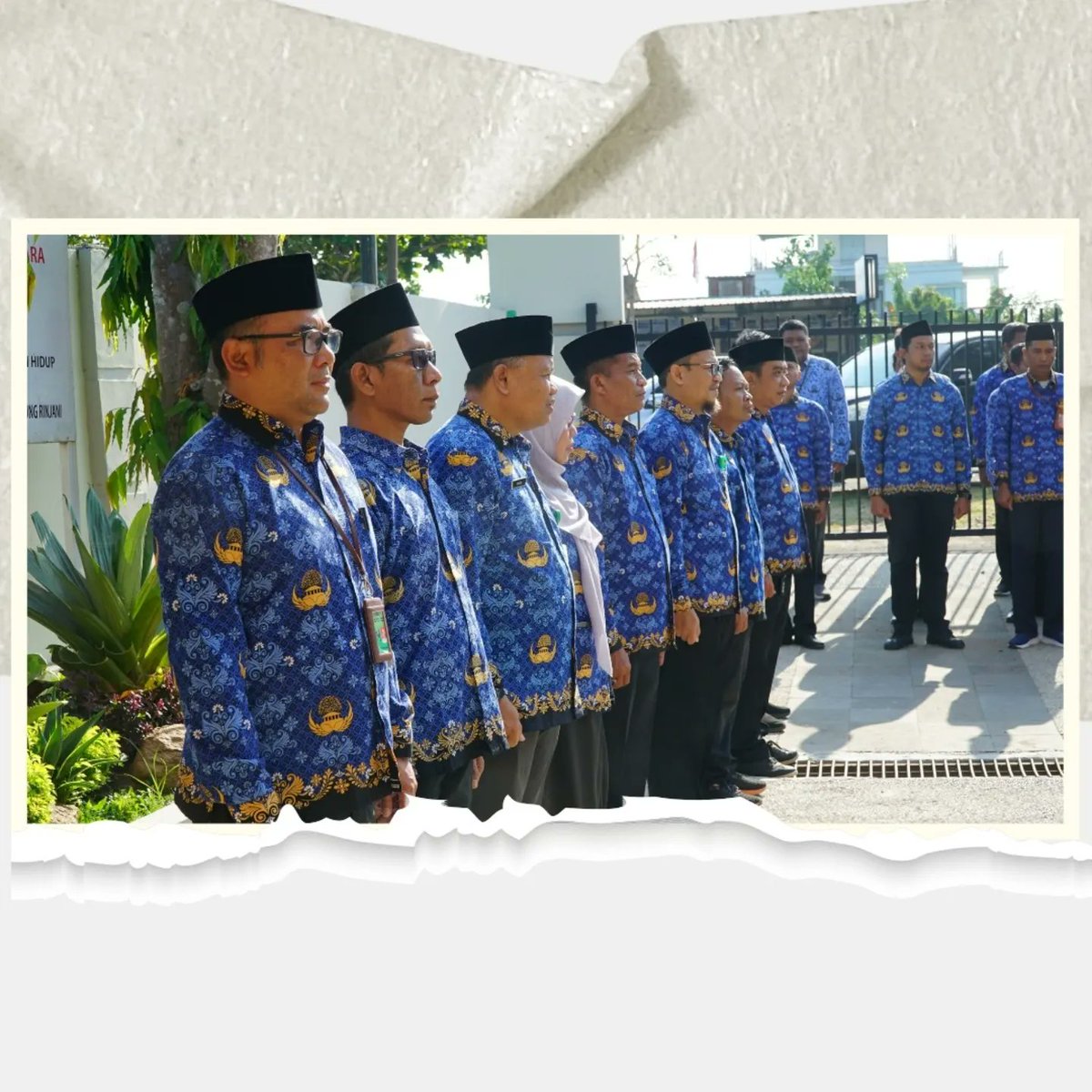 bpsilhkmataram's tweet photo. Hallo sobat standar
Bersama UPT KLHK lingkup Provinsi NTB, BPSILHK Mataram mengikuti upacara bendera dalam rangka peringatan Hari Sumpah Pemuda ke-96 tahun 2024. Pelaksanaan upacara kali ini bertempat di halaman kantor Balai TN Gunung Rinjani. https://t.co/2Q2PnCYaNh