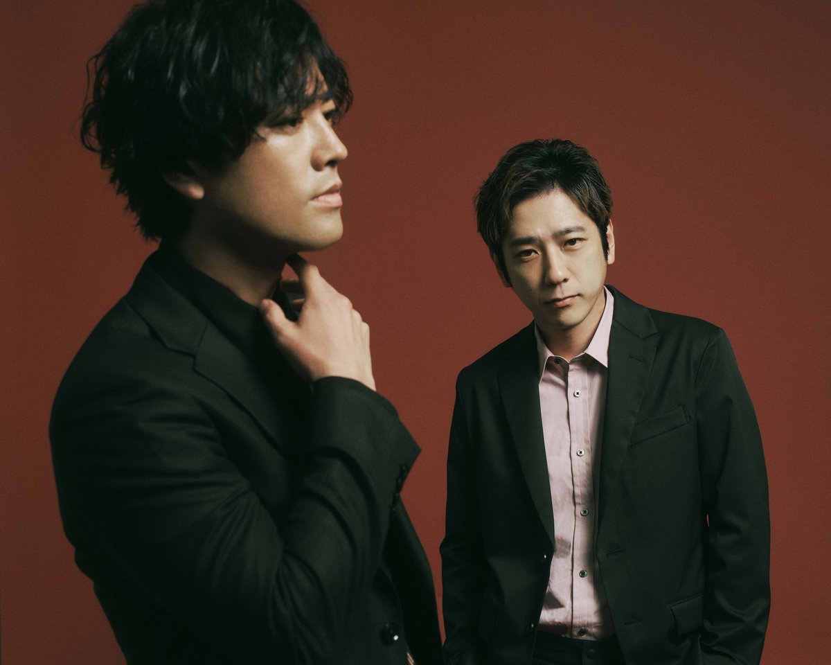 oricon's tweet photo. 二宮和也、桐谷健太の熱烈プッシュで
『#インフォーマ』続編出演決定🎉

🔻経緯を語る
「冷たい炎を出せる数少ない俳優さん」
https://t.co/zcQtrZyjdR

出演決まりタイ行き希望も「気付いたら『ブラックペアン』やってて…」多忙を極めるニノ

@abema_informa @nino_honmono https://t.co/FRU5hyjU4J