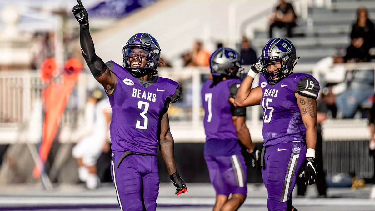 Nylanharper_6's tweet image. #AGTG Blessed to have earned an offer from University of Central Arkansas #BearClawsUp 🟣⚫️
#FreePops
@Coach_Webster2 @turnerrotenberr @Coach_CJBailey @JUCOFFrenzy @JuCoFootballACE @eccc_football