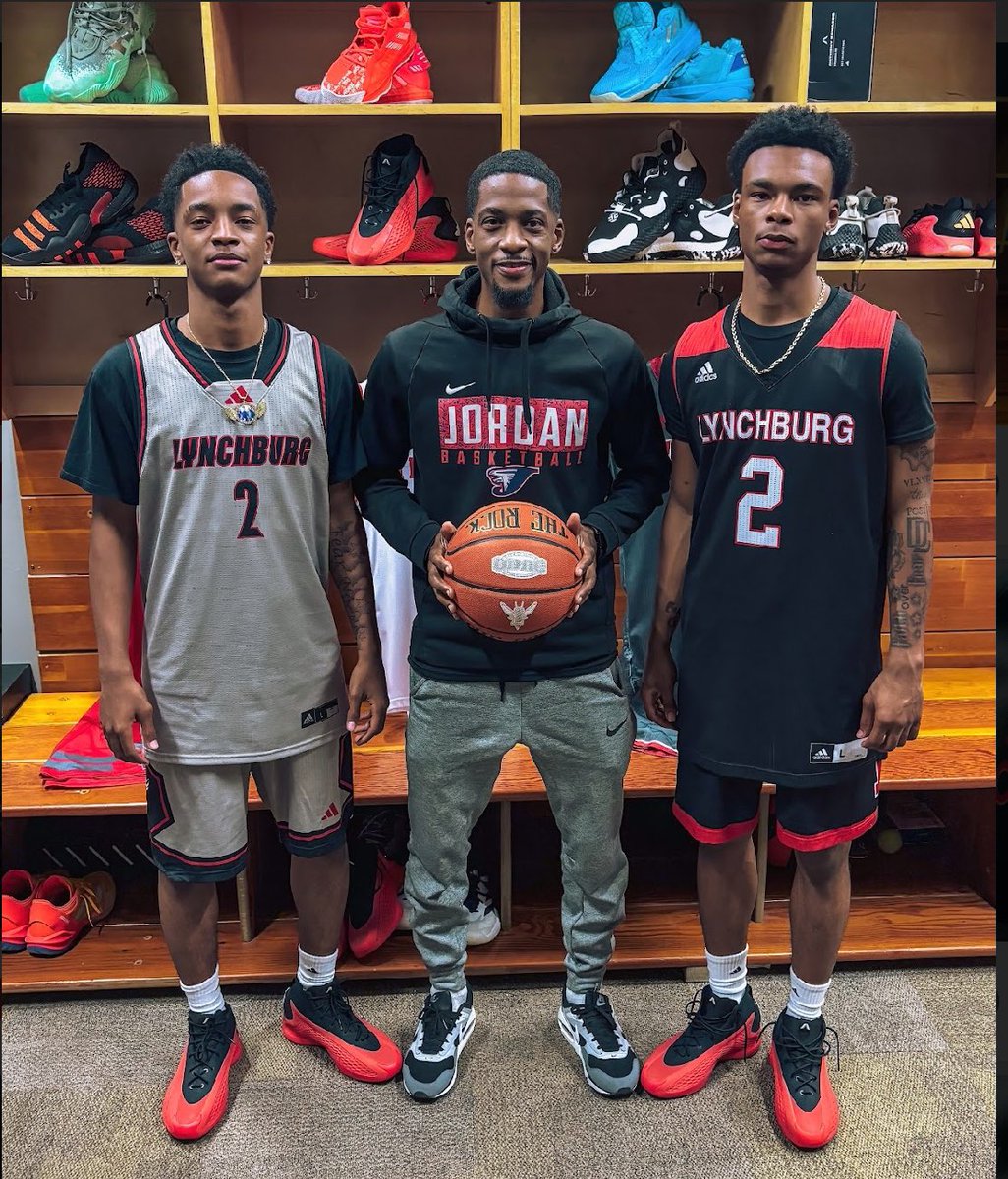 Coach_Ross_1's tweet photo. Proud of my boys! The journey as a coach’s son can be difficult. Big s/o to @CoachHillScott and @CoachDylHall of the University of Lynchburg @LynchburgMBBall for recognizing their talent and work ethic. https://t.co/mBKKcyQLi7