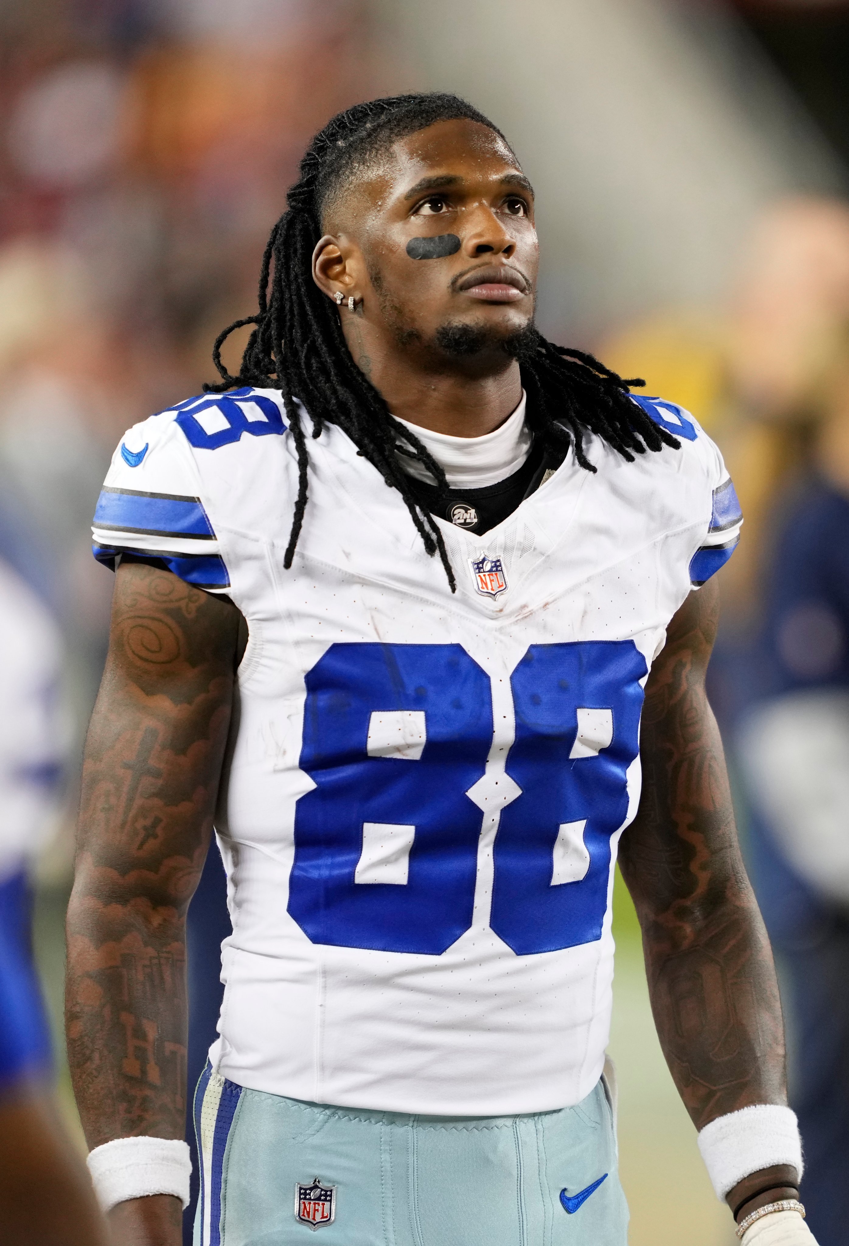 B/R Gridiron on X: "CeeDee Lamb went off tonight despite the loss ⭐️ 13 REC 146 YARDS 2 TD https://t.co/MJWLCvMYDk" / X