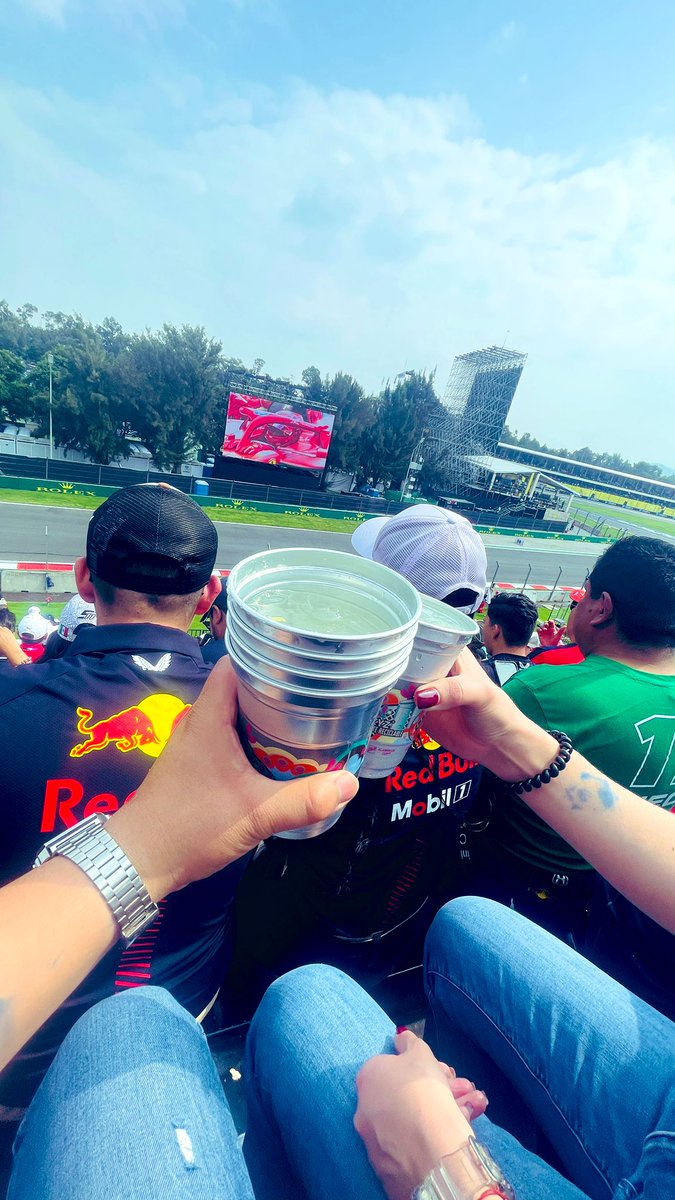 Mauricio_Gallo's tweet photo. #FOMO #F1 #ValióElCheco https://t.co/wYpJIN6VKK