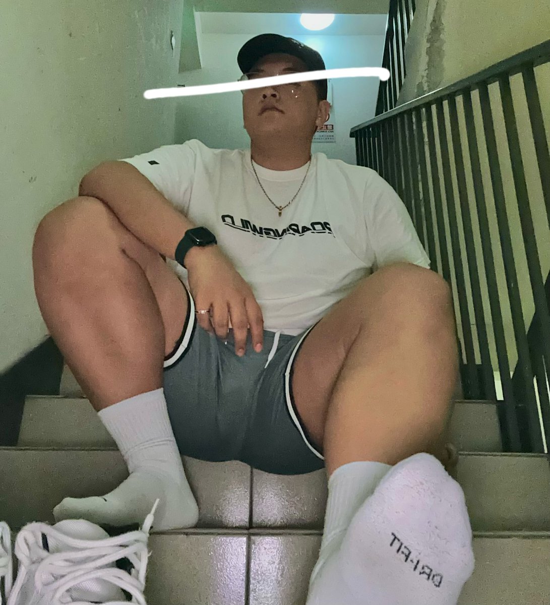 #白袜 #白袜子 #boundandgagged #whitesocks #白袜控 #白袜男孩 #白袜分享 #gay