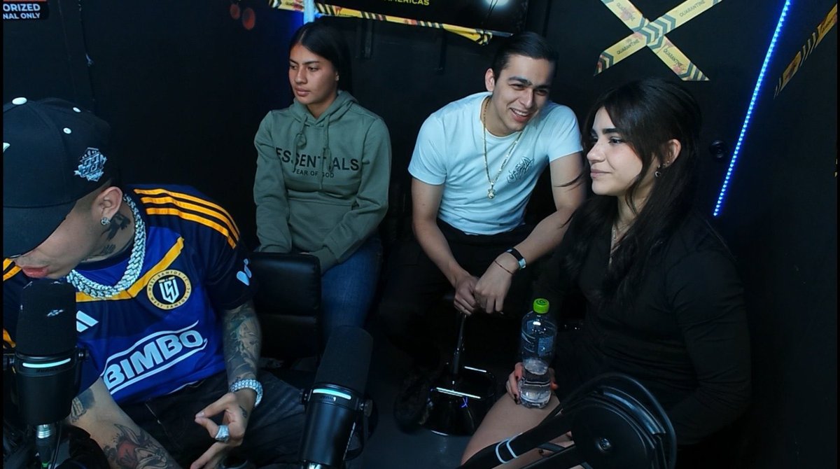 Solo diré algo.El Yin y Yang es una idea de la filosofía china que nos habla de cómo dos fuerzas opuestas, como la luz y la oscuridad o lo femenino y lo masculino, en realidad se complementan y necesitan mutuamente. Cada una tiene un poco de la otra, y juntas forman el equilibrio