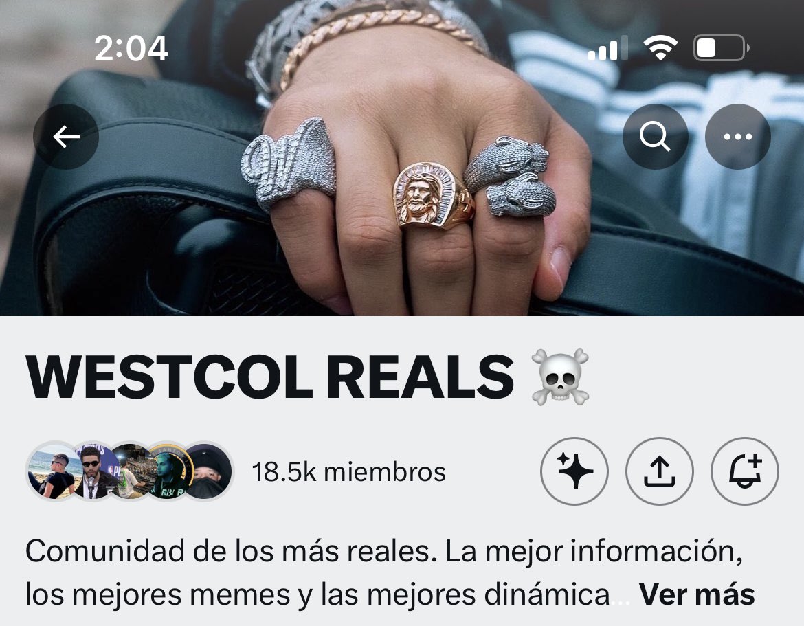 manuel_col88's tweet photo. Miren lo que me encontré en mi galería jaja 🤩🔥

Ahora somos más de 72k 🤣🤣 https://t.co/iQVnTaooAD