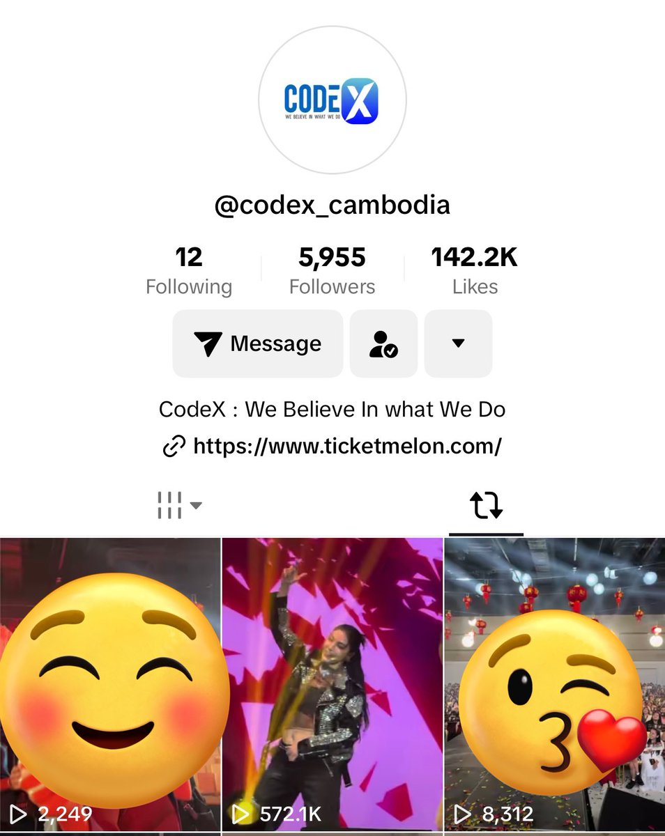 Thatha9999999's tweet image. យី CodeX reposted Faye រាំបទនេះ នែ៎កុំប្រាប់ថាថ្ងៃ event រាំបទនឹងដែរហា៎ ខ្ញុំដាច់ខ្យល់ជាមិនខានទេ😭☺️🫶

#2Us
#FayeYoko1stFMinPP
#FayeYoko2UsFMinCambodia
#FayeYoko
#CodeX