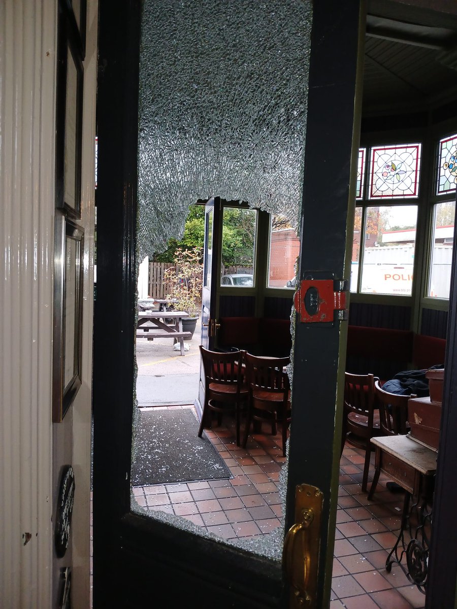 Stalybridge Buffet Bar & Beerhouse tweet media