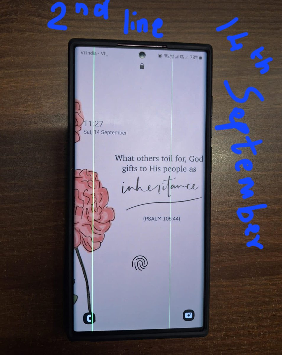 s_p1996's tweet photo. @SamsungIndia @SamsungMobile @BandBajaateRaho if there is a software issue then how come I am liable to pay a single penny??Guys own up to your mistake and provide me with a free screen replacement...every month after the update a green line appear on my fon.. https://t.co/F0sQXMPeAB