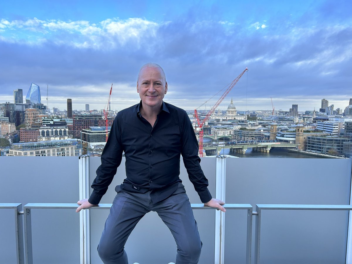 Jim White tweet media