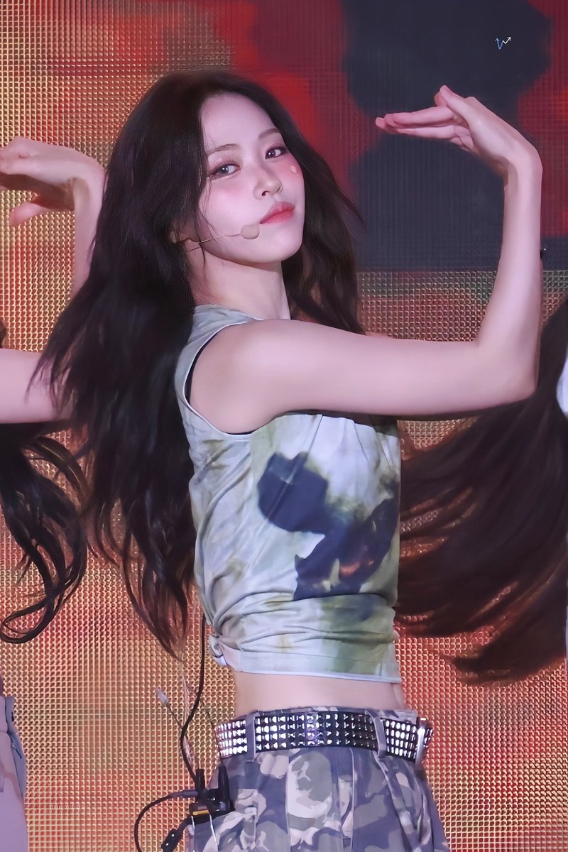 241025
#류진 #RYUJIN #있지 #ITZY