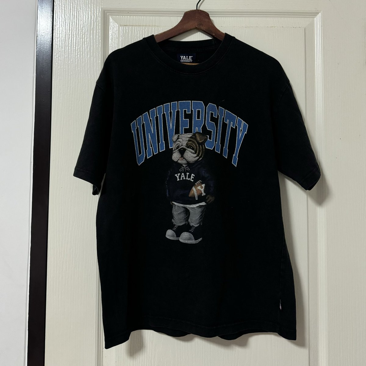 Princesseieiii's tweet photo. Sale ! มาซื้อเถอะน้า อยากแพ็คของง่ะ 🥹
🏷️ EBFD small logo tee 280 บาท
🔎 CPGN 🔫 hoodie 280 บาท
🫧 Yale tee 280 บาท
🏷️ adidas 120 บาท

#ไอดอลใส่ #พรีออเดอร์เกาหลี #ตลาดนัดBUS #ส่งต่อเสื้อผ้า #เสื้อผ้าสไตล์เกาหลี #โล๊ะตู้ #y2kthailand #ตลาดนัดnctdream #สเวตเตอร์มือสอง #EBFD https://t.co/J1DI8PT6g5
