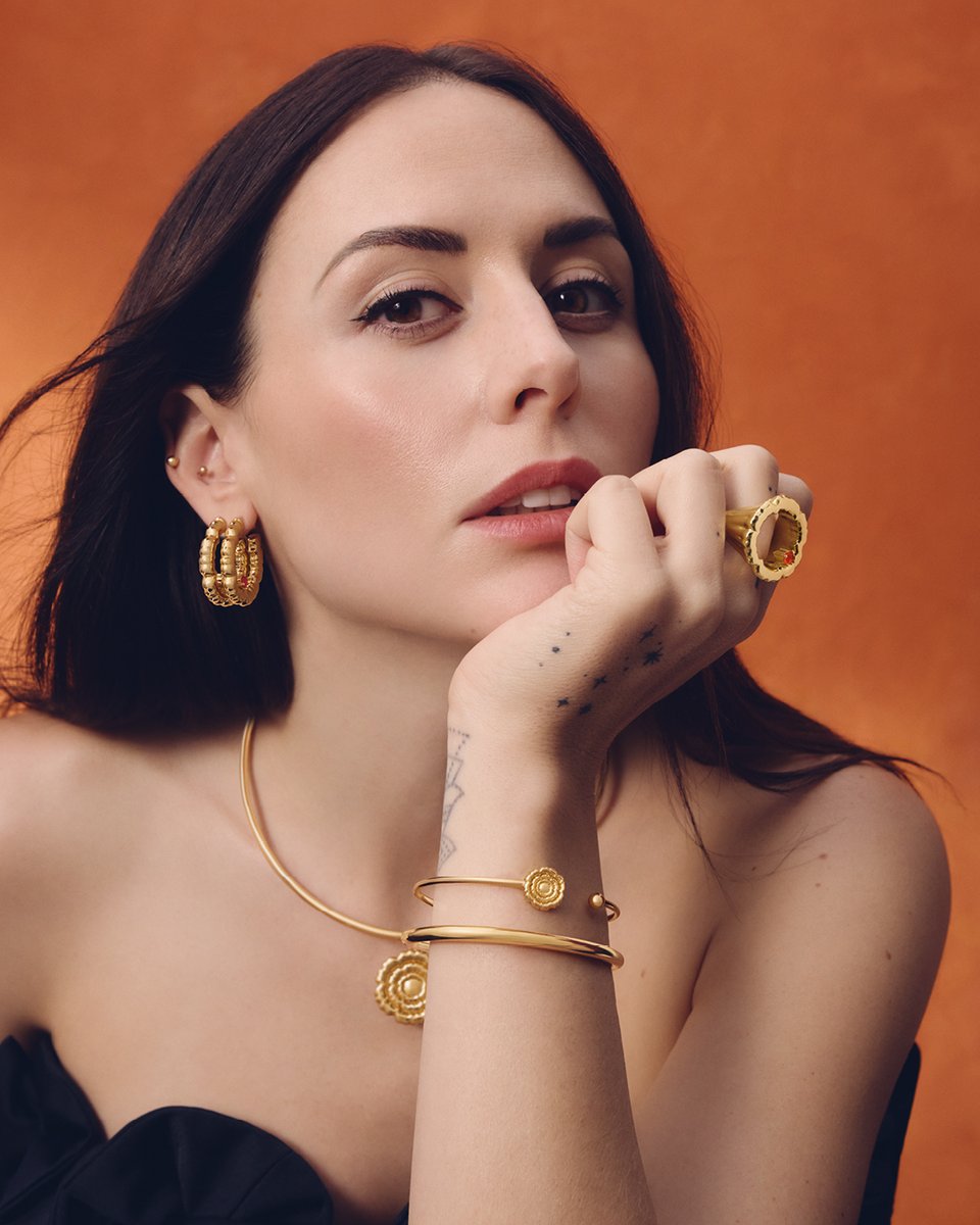 TOUS Jewelry (@tousjewelry) on Twitter photo And just like that we present our new collection for El DΓa de Muertos in Mexico with Zuria Vega π§‘ <a href="/zuriavvega/">πππππ π
πππ</a> #TOUSCachitoMio And just like that we present our new collection for El DΓa de Muertos in Mexico with Zuria Vega π§‘ <a href="/zuriavvega/">πππππ π
πππ</a> #TOUSCachitoMio