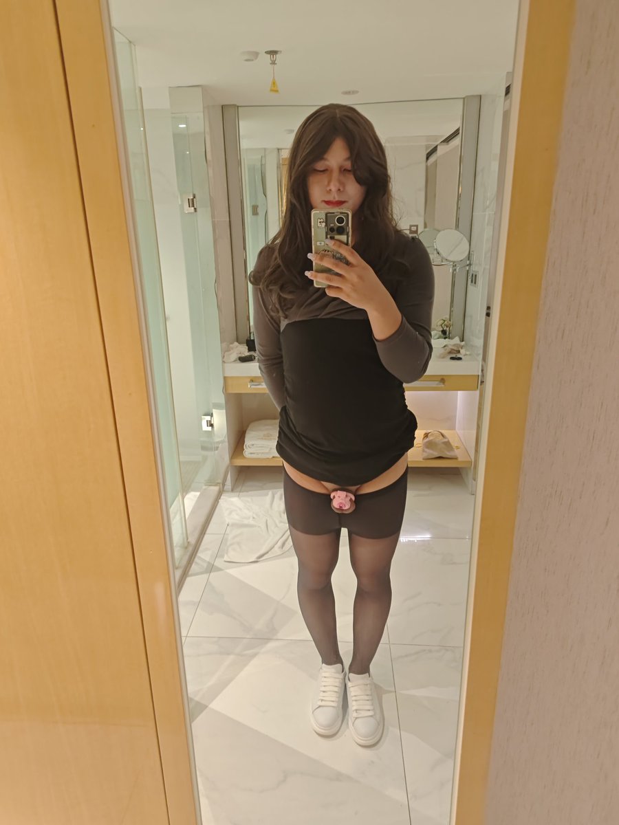 CD_tingting's tweet photo. 戴好锁🔒出门勾引男人咯😜😜，守好你家老公哦，不然就要被我勾走了，这么骚的伪娘谁不喜欢啊！#伪娘 #女装男子  #CD https://t.co/h1AAYVXx0V