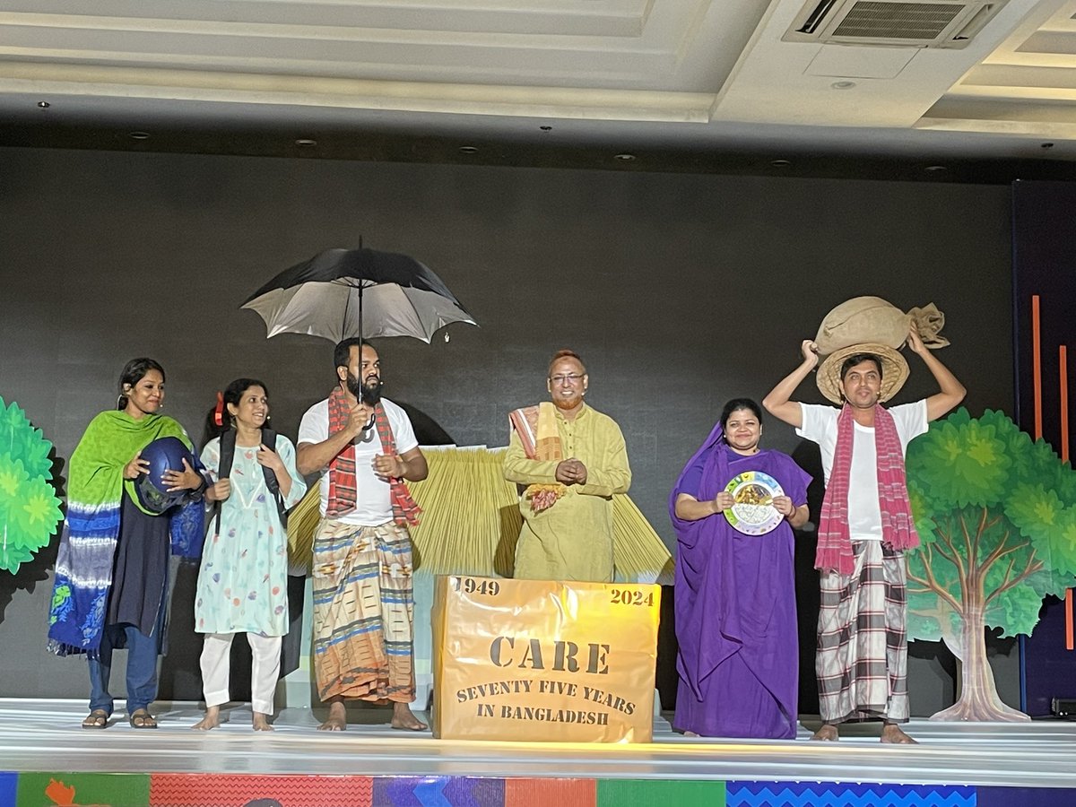 HCSarahCooke's tweet photo. I joined @CAREBdesh today to celebrate their 75th anniversary. 

We have partnered to deliver humanitarian support and promote economic empowerment and human rights. 

And we are helping protect ecosystems and livelihoods of 1 million people in the Sundarbans and Hakaluki Haor. https://t.co/8j0HHb7ACz