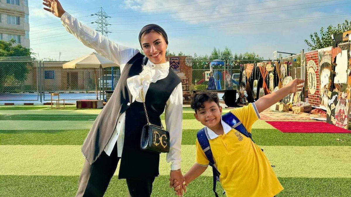 بعد وصفها له بـ "التوكسيك" #أم_خالد تتعرض للضرب والسحل والسرقة من زوجها
buff.ly/3A5Y2JH