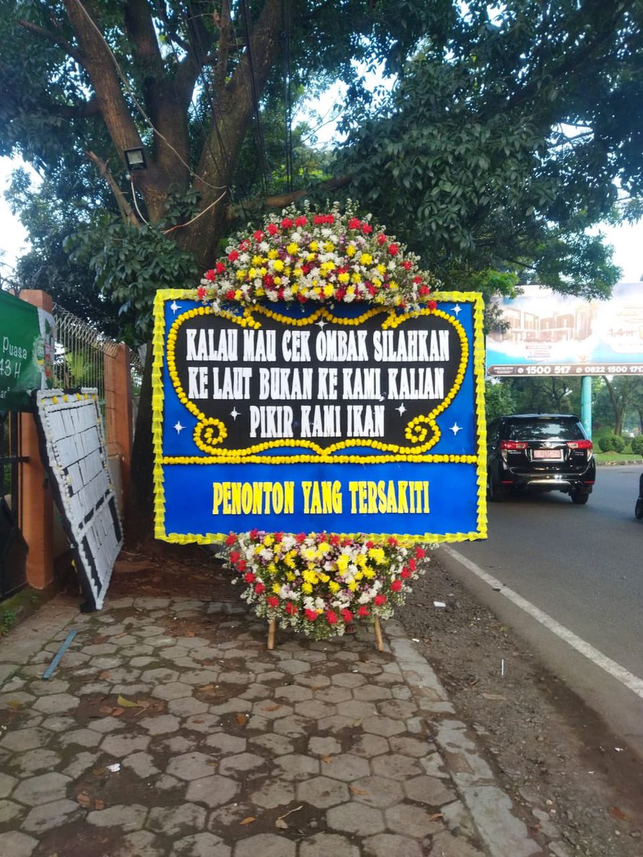 AngetNget's tweet image. Penonton IC dulu emosi dikit ngereognya bukan maen 🤣😅😂

Sebelum pemain speak up penonton dah buat petisilah,tagarlah,karangan bungalah 🔥