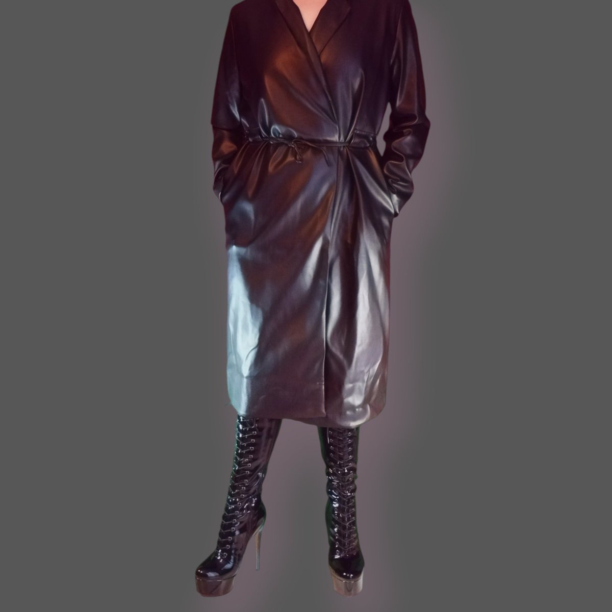 12_centimetres's tweet image. #impermeable
#trench
#cuir
#bottes
#plateformes
#16cm