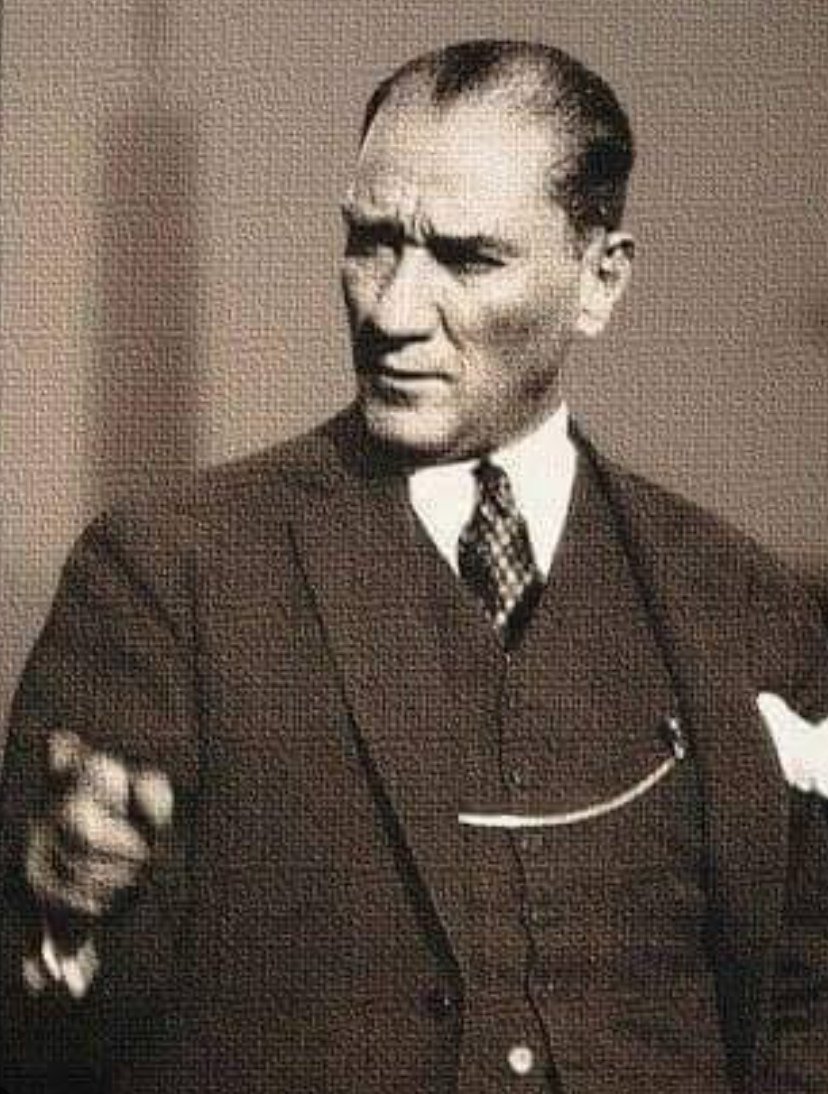 ATATÜRK ve ATATÜRKÇÜLÜK bu ülkenin puk kodudur!
ASLA UNUTULMAZ! 
Yaşasın MUSTAFA KEMAL ATATÜRK'ün düşünceleri, yaşasın TÜRK MİLLETİ, yaşasın O'nun kurduğu Cumhuriyet!
