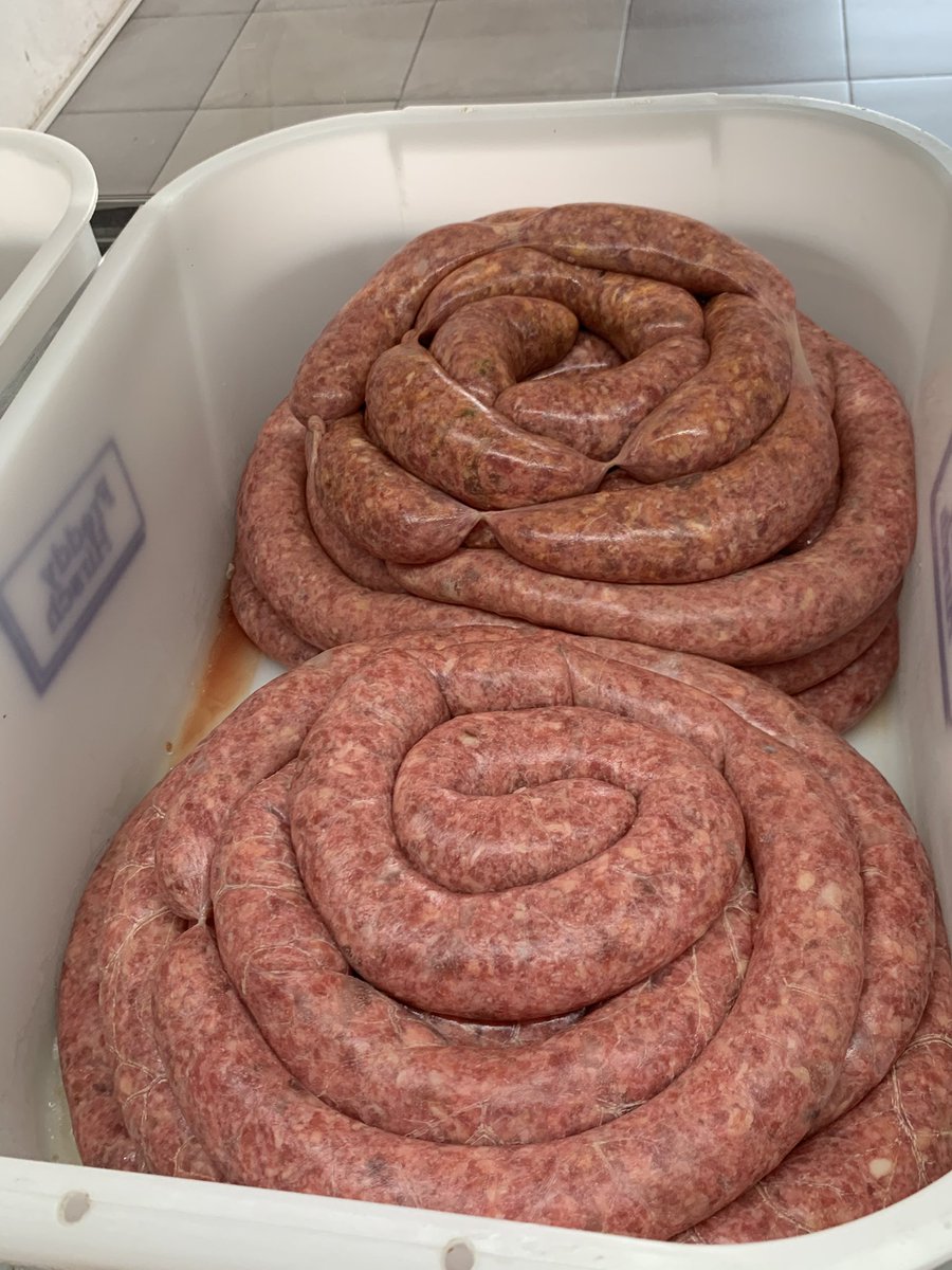 Kariks Meats and Farm tweet media