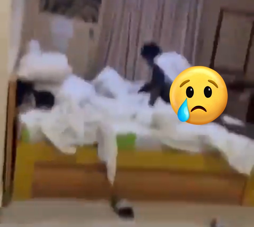 KylieHopkinsX's tweet photo. A trending video of a woman screaming "auntie"... Are they having a nice time or is it r*pe?

 Watch video in thread 👇 https://t.co/ewVKYfhb3E