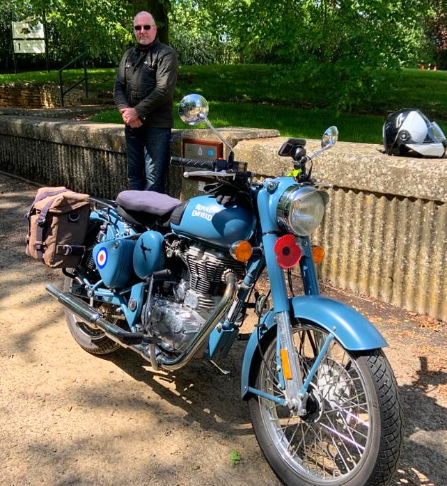 Barry Swallow tweet media