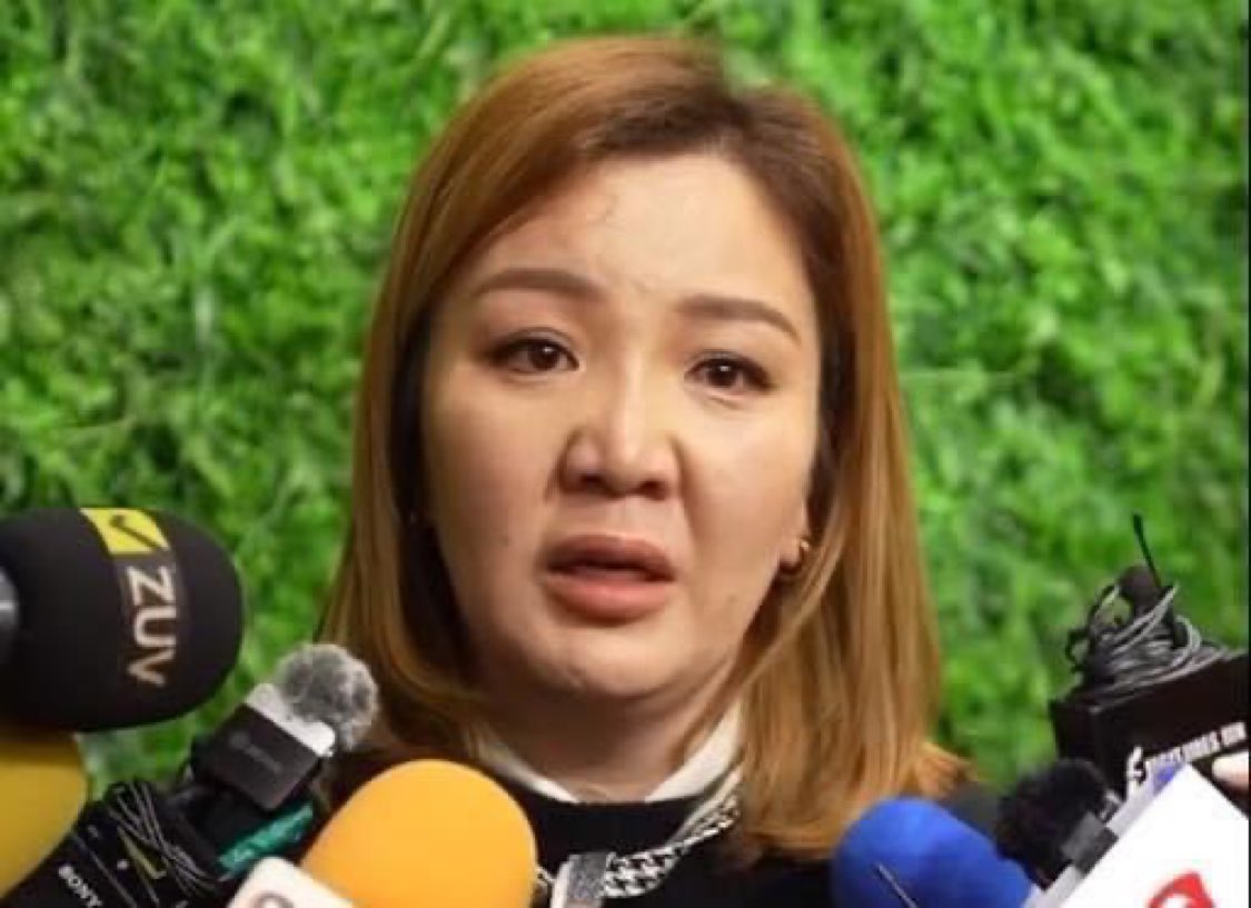 Хүмүүс ямар харгис бдгийг Өнөрцэцэгийн кейсээс хангалттай мэдэж авч бндоө👇🏻
Түүнийг мандаж бхд улс даяараа, иргэн бүр Зариг Өнөрөө Зариг Өнөрөө гэж ам уралдан ярьж бүгд мэдээллээ Заригаар л дамжуулан цацахыг хүсдэг бсан даа. Улс төрчид хүртэл Өнөрөө л биш шүү гэж зугтааж, олон ч