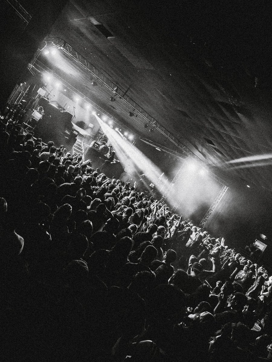 10.27 san diego.

photos by murry deaves.