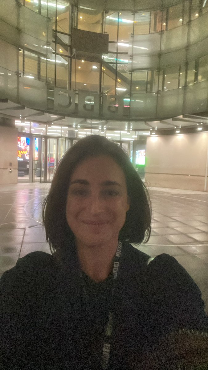 Sara Mohr-Pietsch (@saramohrpietsch) on Twitter photo Well hello MORNING! Obligatory badly lit selfie. Haven’t been up this early for more than a decade (for work, that is - parenthood is another matter!!!)… Delighted to be sitting in for <a href="/PetrocTrelawny/">Petroc Trelawny</a> on #Breakfast this week on @bbcradio3 Well hello MORNING! Obligatory badly lit selfie. Haven’t been up this early for more than a decade (for work, that is - parenthood is another matter!!!)… Delighted to be sitting in for <a href="/PetrocTrelawny/">Petroc Trelawny</a> on #Breakfast this week on @bbcradio3