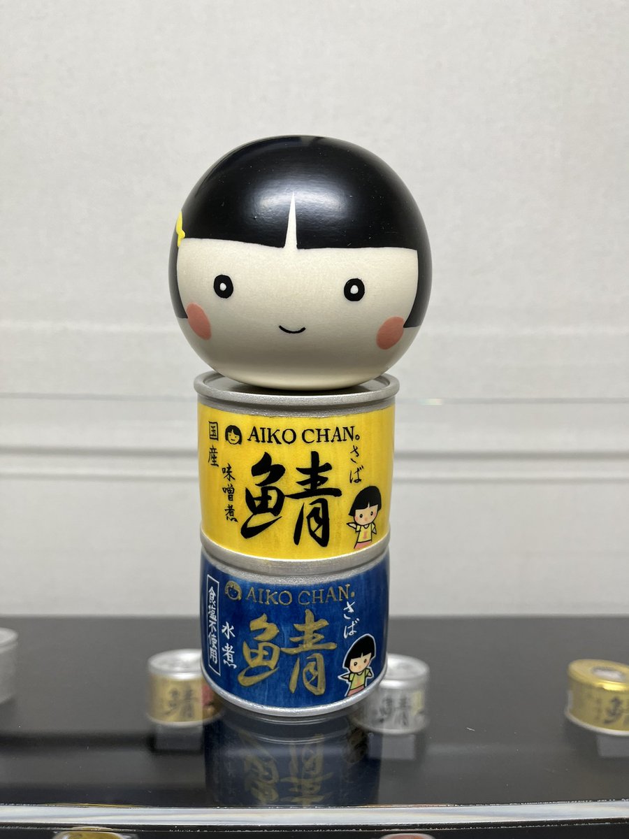 sQtsl0J0R377738's tweet photo. あいこちゃんのこけしができました！　缶詰部分もぜーんぶ木から削り出し。残念ながら売っていません！　#あいこちゃん　＃シャチホコ　＃コープ　＃鯖　＃缶詰　＃静岡　＃青森　＃八戸　＃こけし https://t.co/c5TSiafwXY
