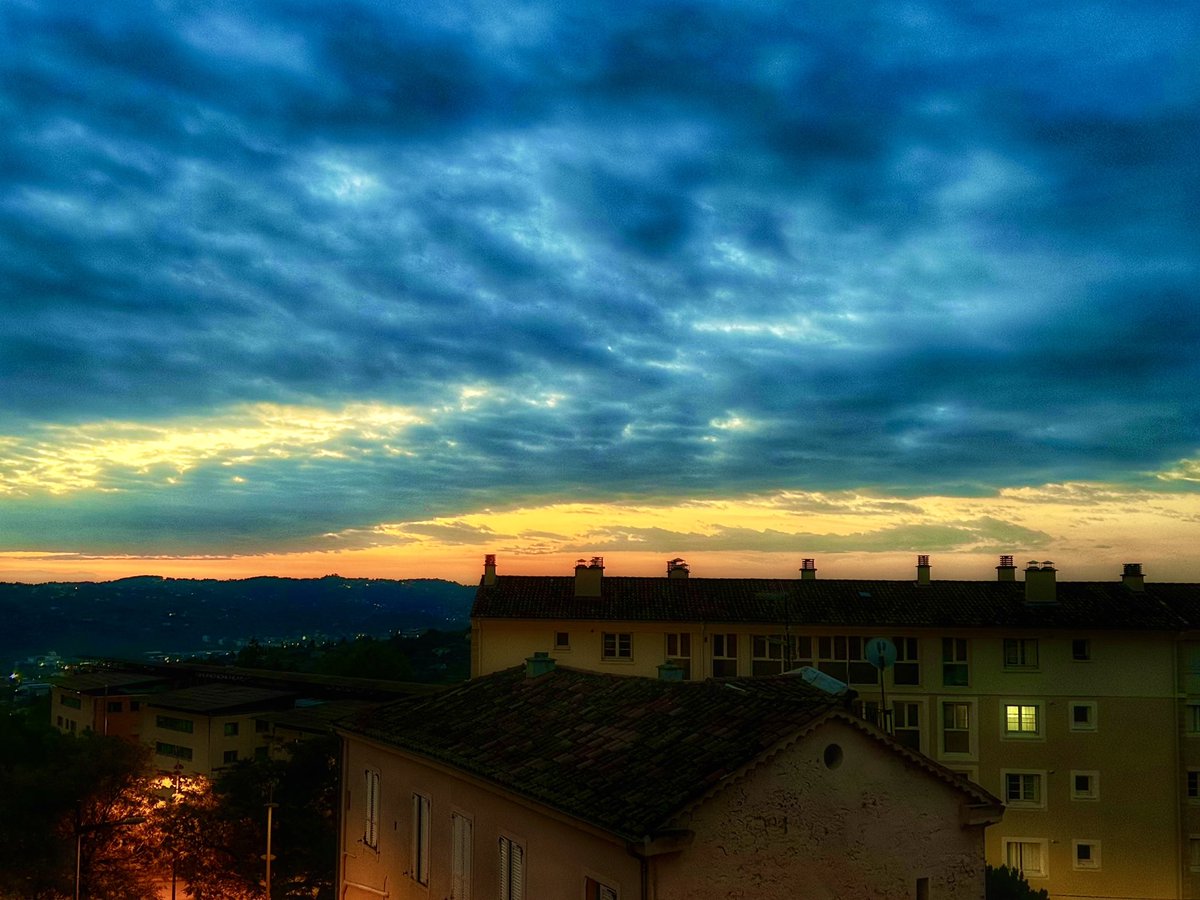 brunosmania's tweet photo. [#BONJOUR] #Grasse06 https://t.co/xY8yAe5uCD
