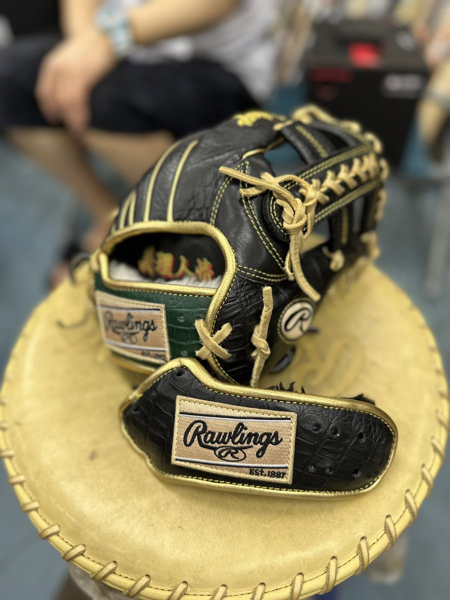 TKishihara's tweet photo. #パウパッド #ローリングス #hoh #wizard #ck4 #カスタム #rawlings #イシハラスポーツ #ishiharaspor... https://t.co/rjSoBOxKJC @YouTubeより https://t.co/S45fkBUZ1d
