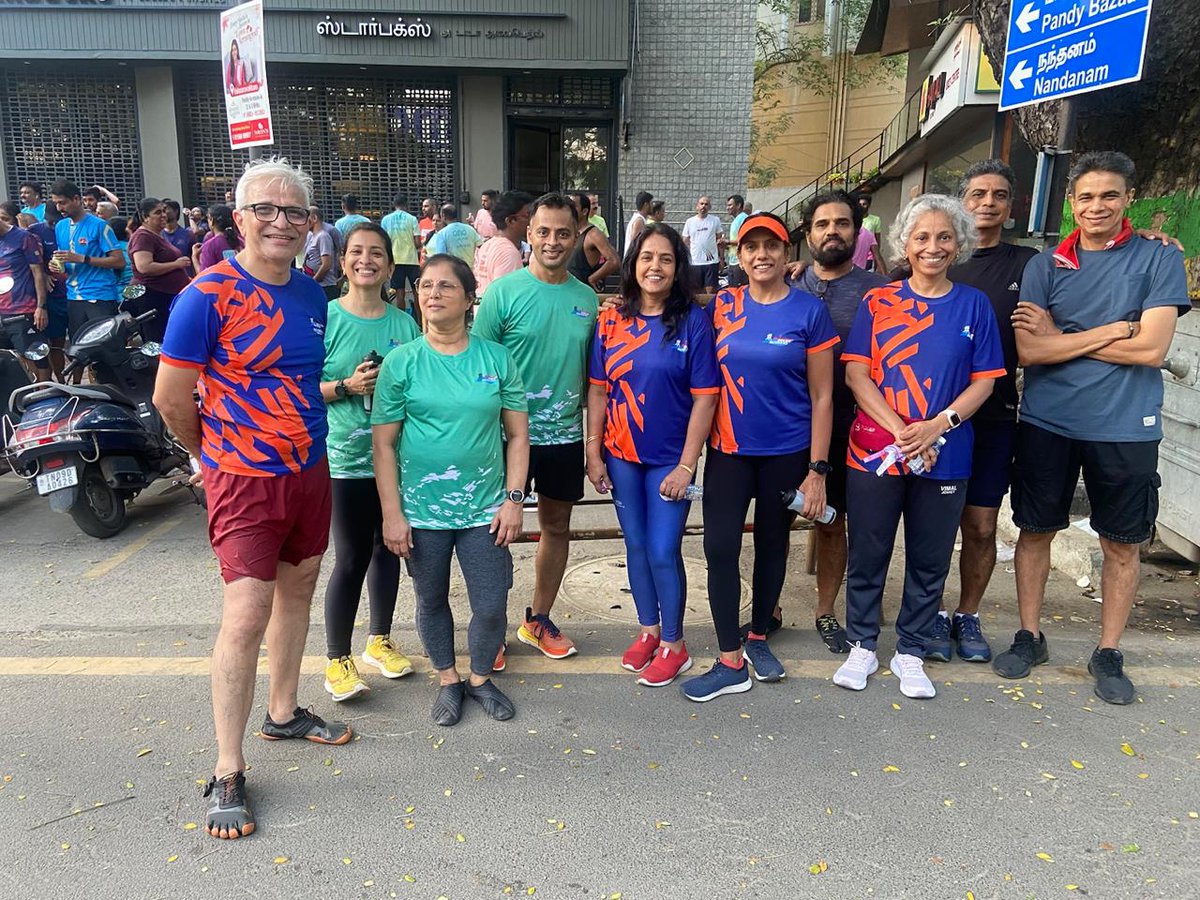 DRHM_Chennai's tweet photo. Running together at Runderful Sunday, hosted by Run Tnagar Run!
@HexawareGlobal
#DreamRunners
#Hexaware
#LetUsRunSoTheyCanWalk
#RunResponsible
#SheShouldRun
#runningcommunity
#healthylifestyle
#running
#fitness
#runnersofinstagram
#instarunners
#marathon
#training https://t.co/xSRnBbCKjM