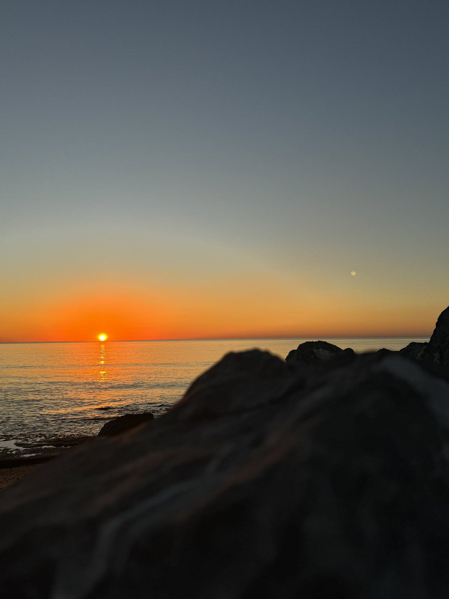 H (@hildaaa_r) on Twitter photo 