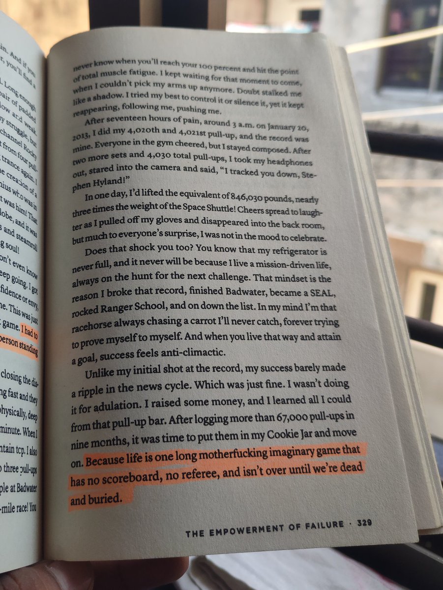 DHAMBHA_5's tweet photo. When Randomly you dived into the Goggins world ☠️
@davidgoggins #canthurtme 
#books #MotivationalQuote https://t.co/HLw5wOMHkd