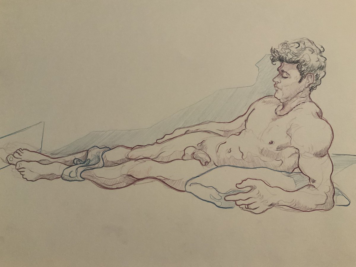 MattyDrawsMore tweet media