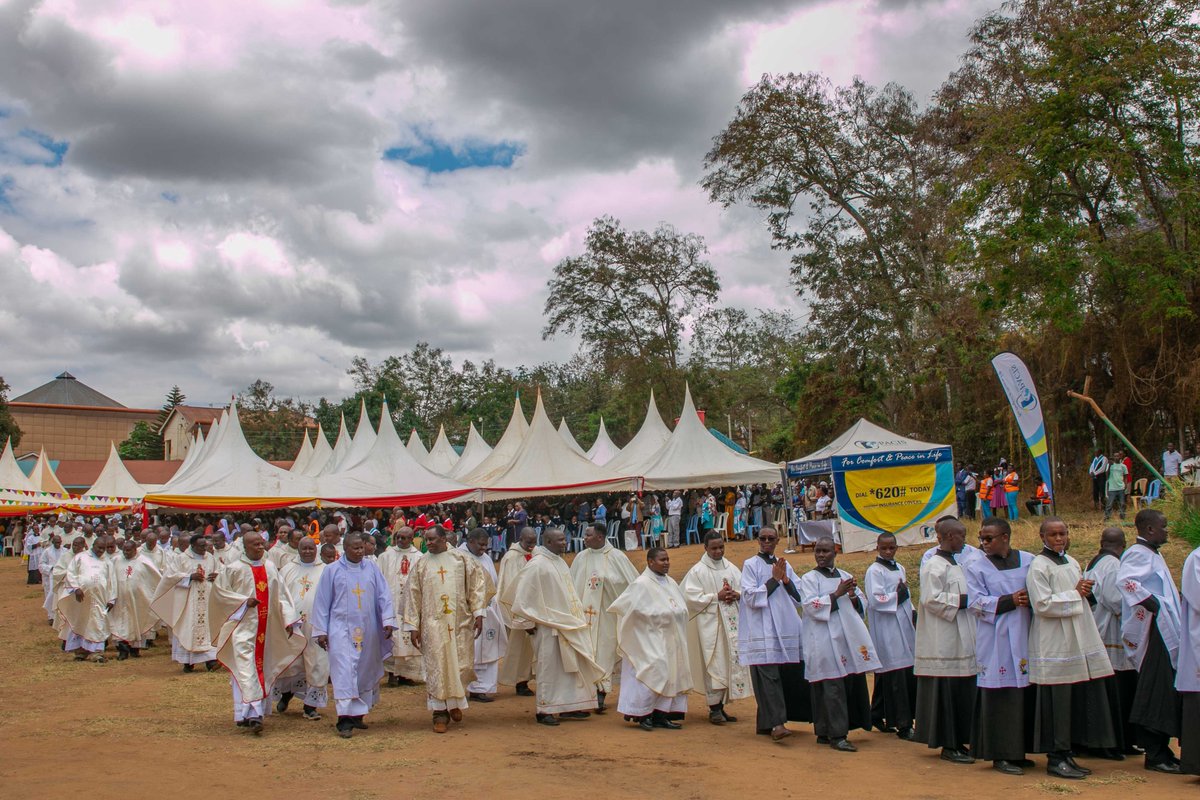 PacisInsurance's tweet image. For Pacis, these moments remind us that we are more than an insurance provider—we are partners in the journey, dedicated to safeguarding the futures of those who do so much for others.

#PacisAtKituiFamilyDay #CommunityEngagement #FaithBasedSupport