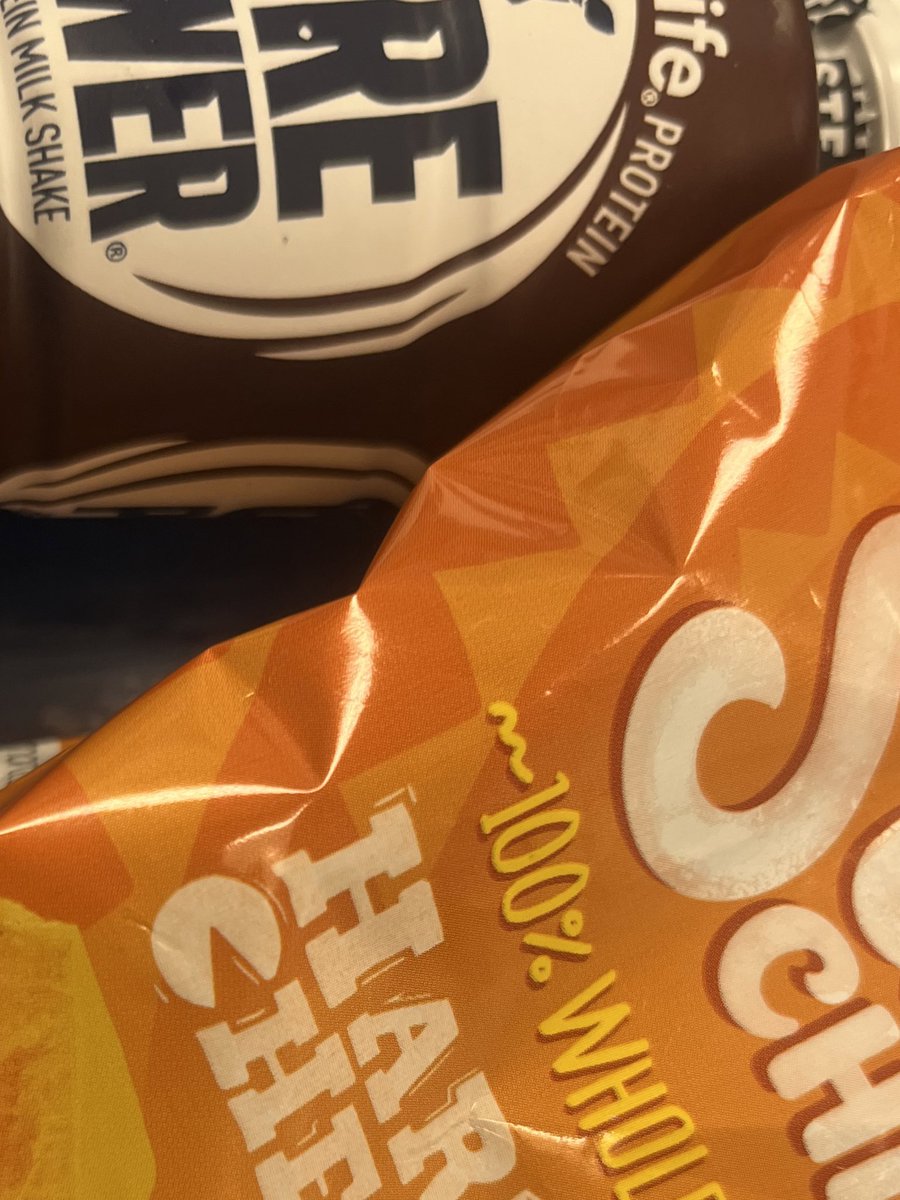 cigarkcls's tweet photo. wieiad 10/27/24 
—brunch, dinner &amp; snacks •˙⭒˚
protein shake, energy drink, pasta, chips, cake, sandwich https://t.co/IVjSLicW7m