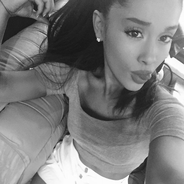 throwbacksofag's tweet photo. ariana grande via instagram post 9 years ago today with "you can't even imagine how this little one has changed my life. #strauss #themouse & exciting news for my London babes, I'm coming to see you in Nov! my fragrance #Ari will be at @Boots in the{....} "(28th october 2015) https://t.co/TptXTvcQa2