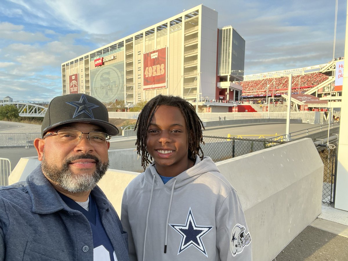 HughUnderPar's tweet photo. Whew…what a day 😎

Taylor did awesome at #Cheer 📣🎃, Cam did his part to help the #SeasideRaiders WIN 🏴‍☠️🖤🩶 and then we made it to #LeviStadium to see the #cowboysvs49ers 💙🩶 #GoodTimes #GoTaylor #GoCam #Blessed #ImTired #TheSmiths @dallascowboys https://t.co/QFwPPU4VoT
