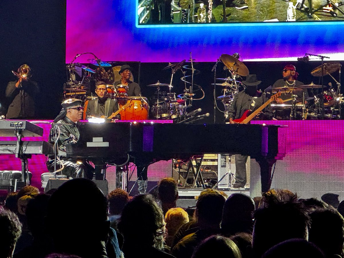 Derek Johnson tweet media