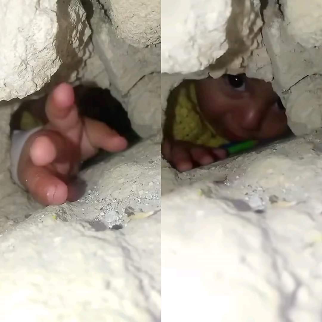 اللهم إنّا نبرأ من حولنا وقوّتنا وتدبيرنا إلى حولك وقوّتك وتدبيرك لا إله إلا أنت لا يعجزك شيء وأنت على كل شيء قدير🤲🏻