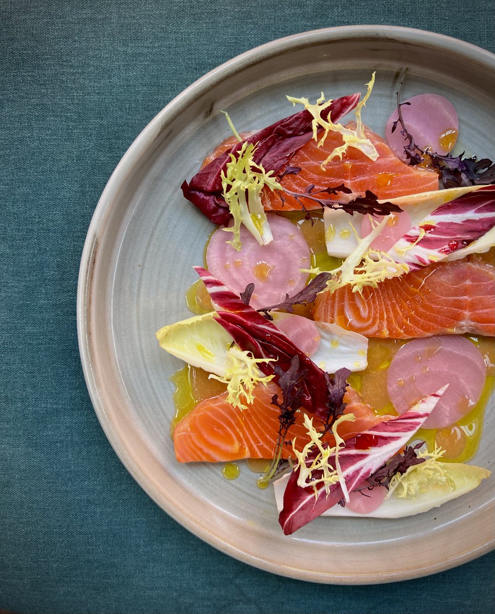 House smoked, Narborough line caught trout, blood orange and cold pressed rapeseed oil, bitter leaves and pickled candied beetroot. 

#substainablefood #thedabblingduckpub #trout #housesmoked #norfolk #norfolkfood