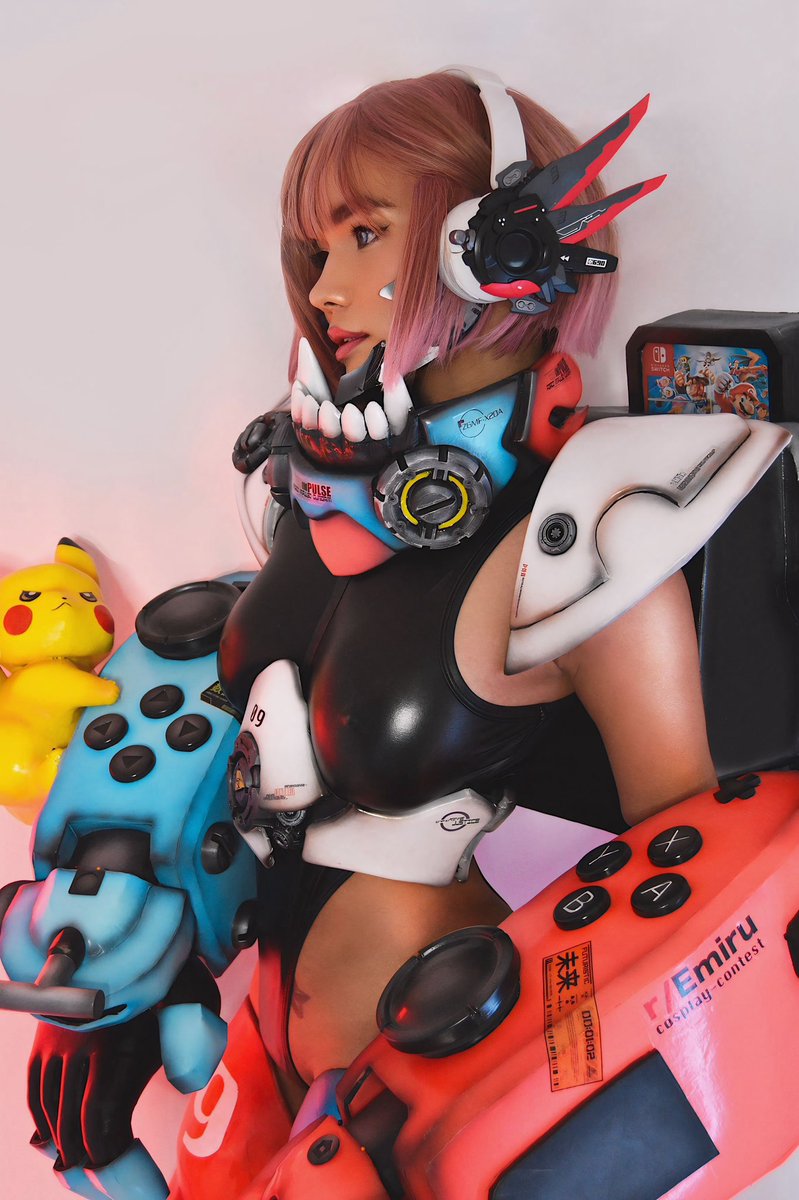 🆒Switch拟人化，very cool
From：@Nami_oh_yeah https://t.co/qgDWheuAYY